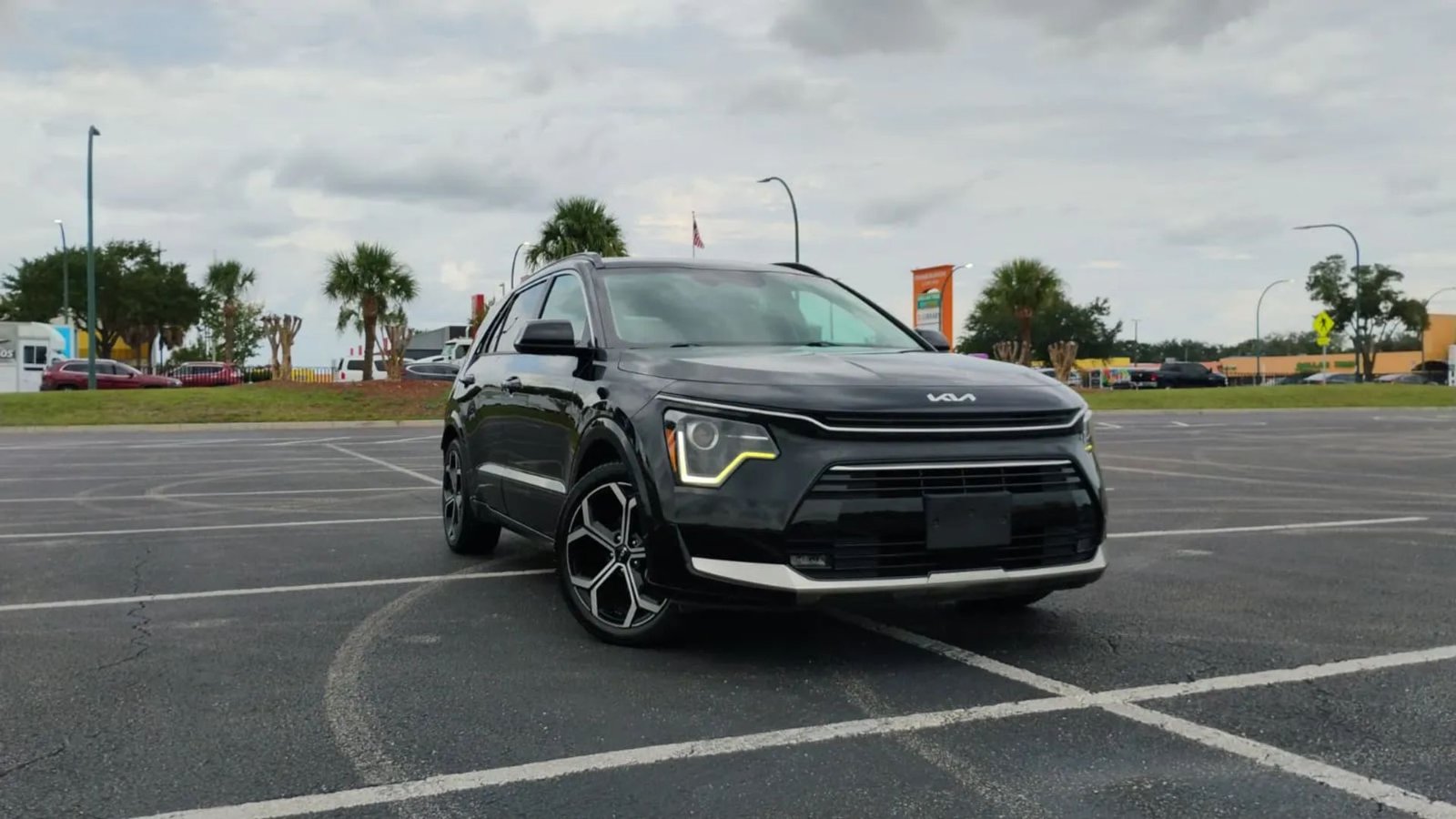 2023 Kia Niro EX Touring Wagon 4D