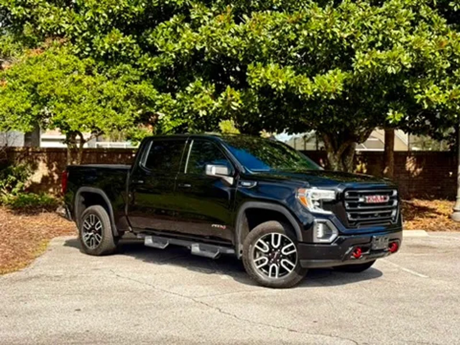 2021 GMC Sierra 1500 Crew Cab AT4 Pickup 4D 5 3/4 ft
