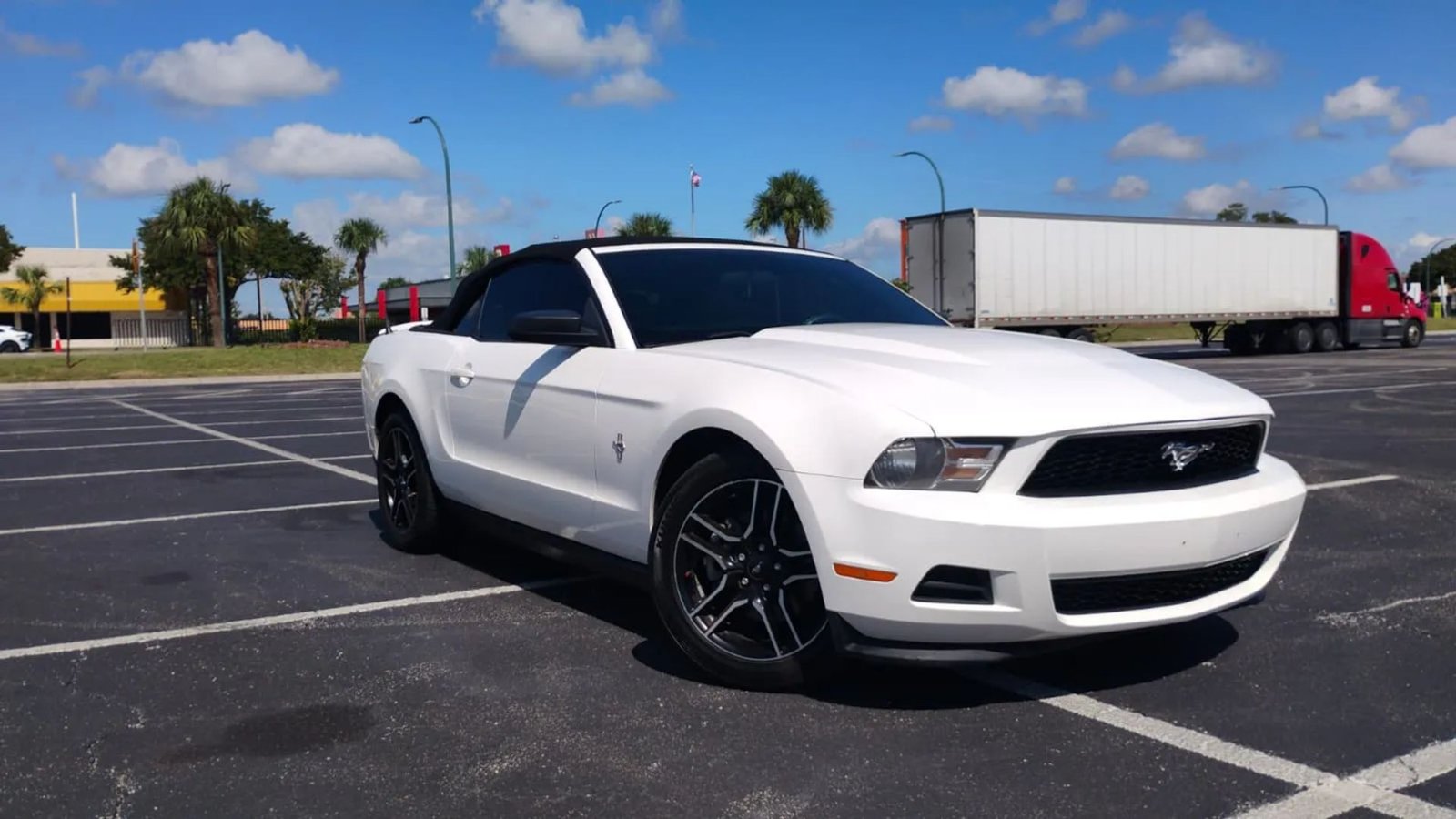 2011 Ford Mustang V6 Convertible