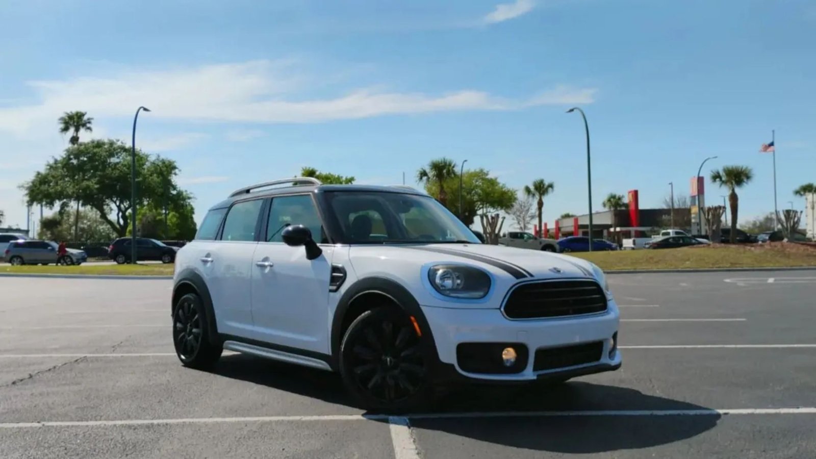 2017 MINI Countryman Cooper Hatchback 4D