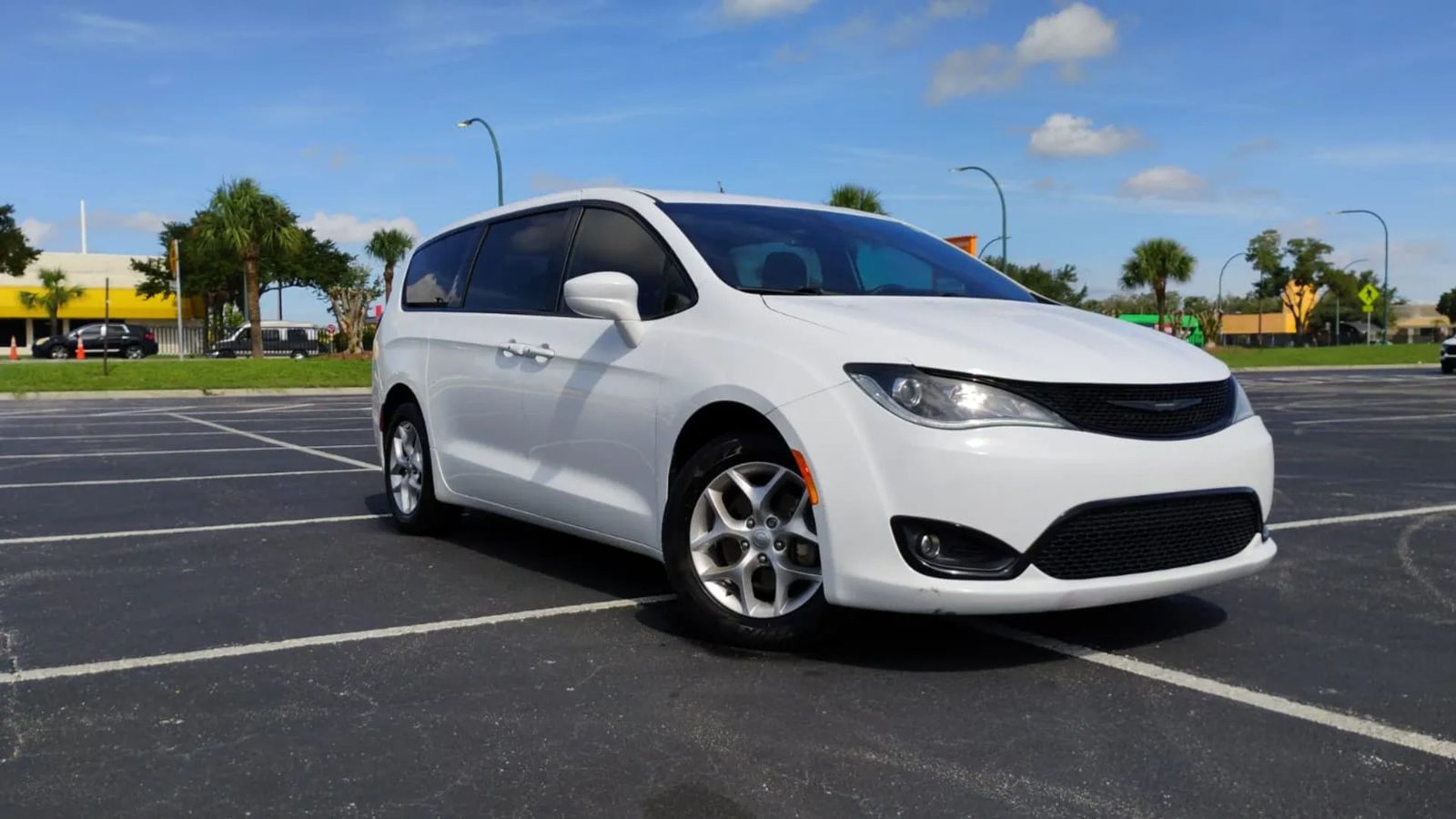 2021 Chrysler Pacifica Touring L